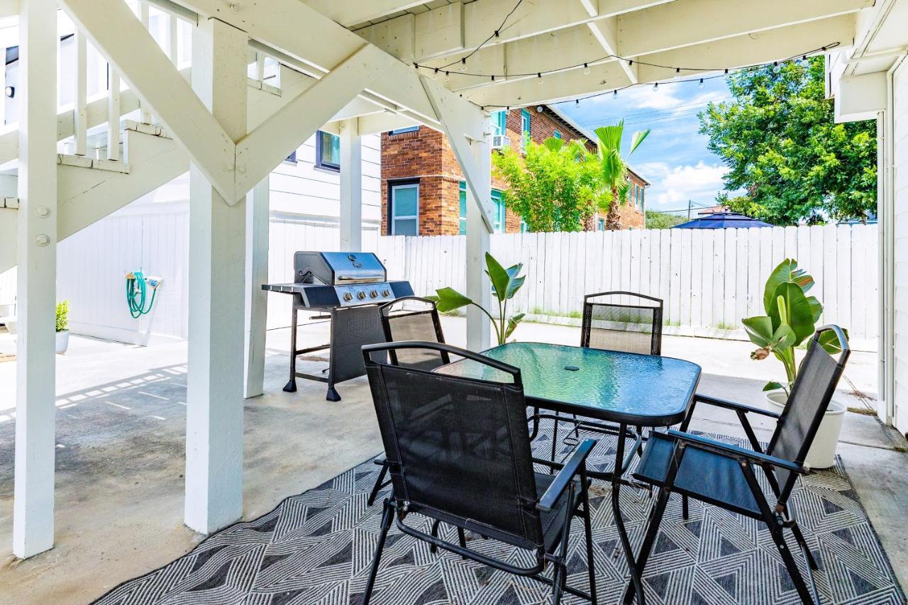 Soleil House - Unit C Villa Galveston Bagian luar foto
